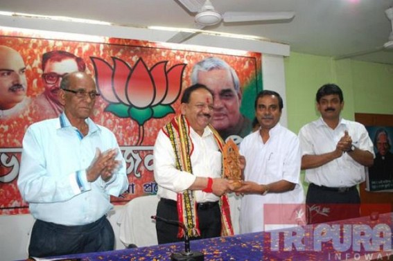 â€˜Dr. Harsh Vardhan brought message from PM : Modiâ€™s Mudra Bank Yojna to change the Economy of Tripura, which ruling CPI-M Govt. failed since 22 years', State BJP Chief talks to TIWN